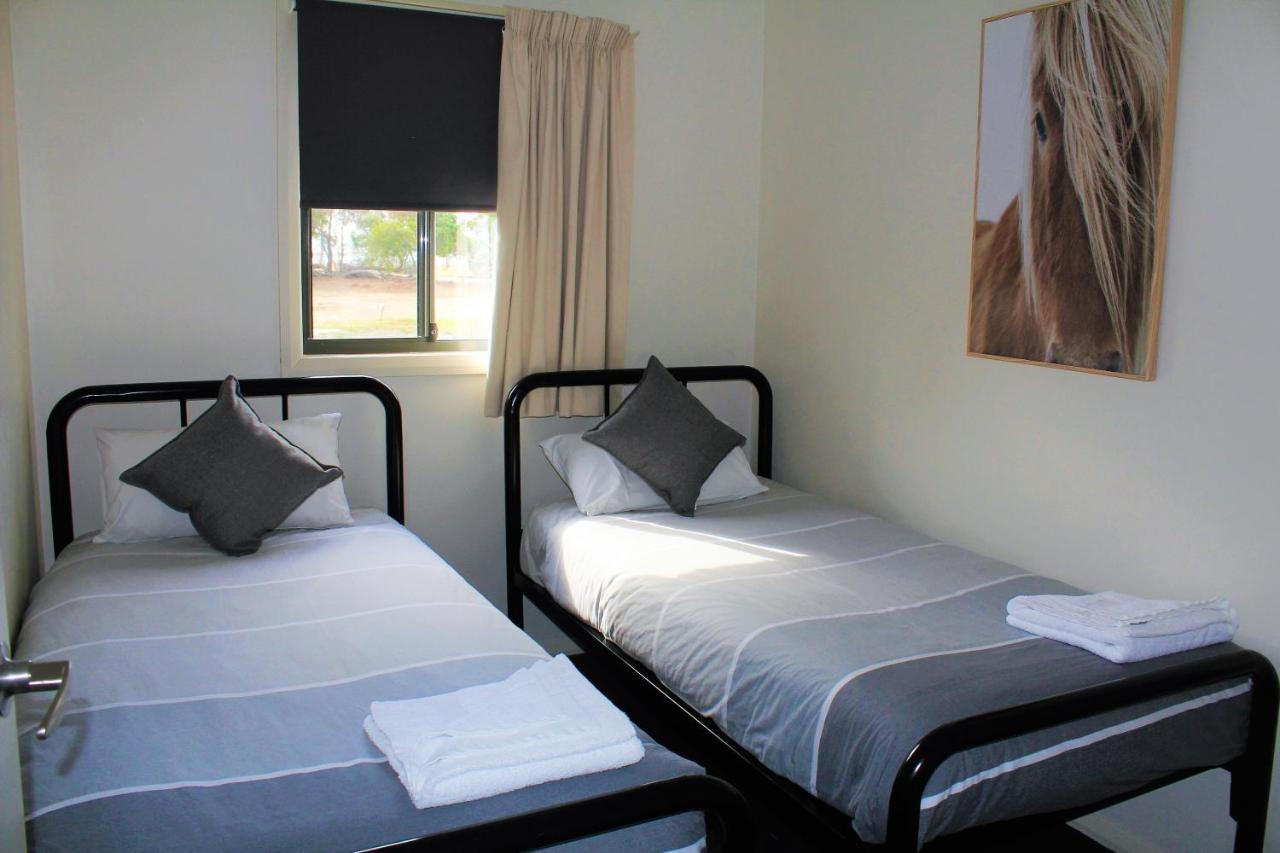 Big4 Hobart Airport Tourist Park Hotel Cambridge Екстериор снимка